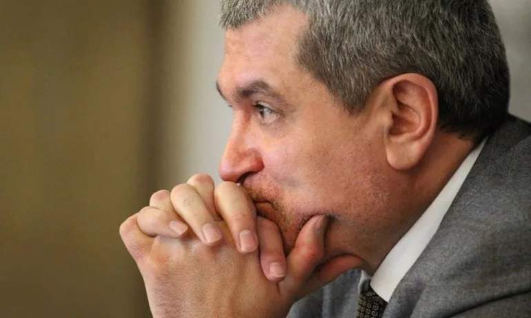 Касим Дал: Нека си спомним всички, които не дочакаха да видят България свободна от червената чума - Tribune.bg