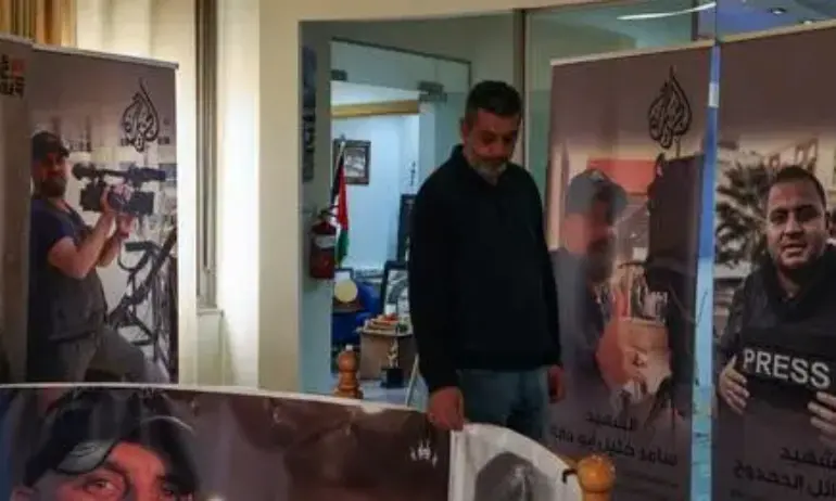 Израелските сили затвориха бюро на телевизия Ал Джазира в Рамала - Tribune.bg