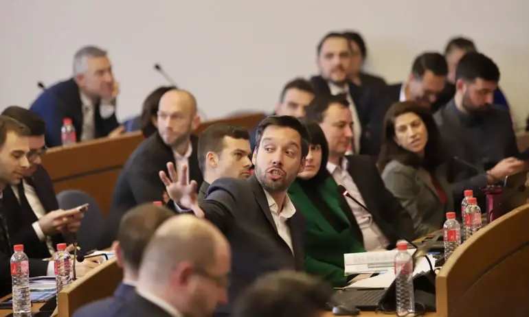 За пореден път: СОС ще направи опит за избор на председател - Tribune.bg