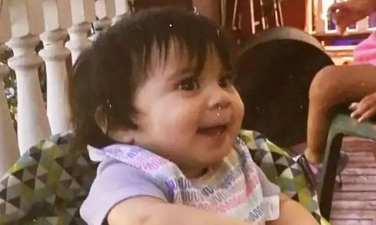 Доживотна присъда за майка, чието бебе починало самó вкъщи, докато тя е на почивка с мъж 10 дни - Tribune.bg