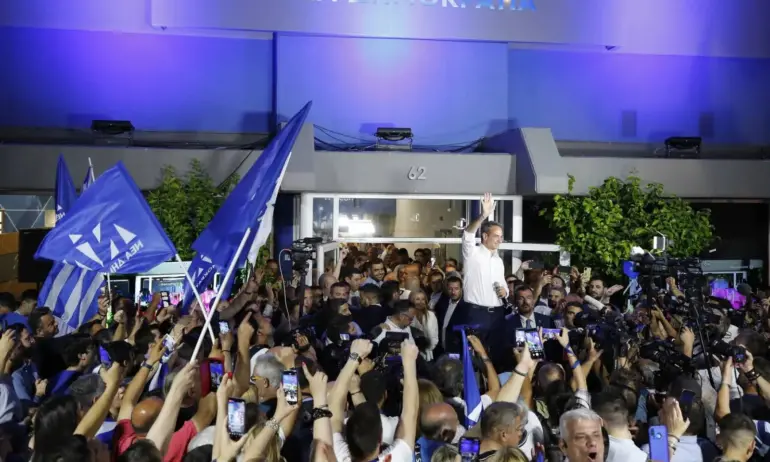 Мицотакис след изборната победа: Цяла Гърция е синя - Tribune.bg