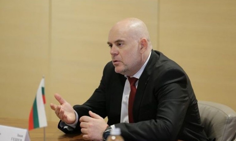 Гешев участва в първата годишна конференция на Европейската прокуратура - Tribune.bg