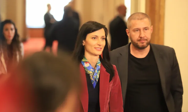 Мария Габриел: Партиите, които ме подкрепят, имат готовност за конституционна реформа - Tribune.bg