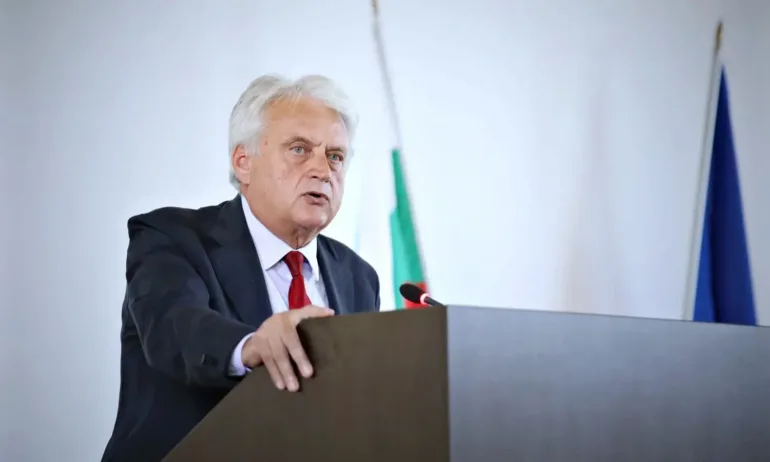 Рашков се похвали пред Демерджиев с добро наследство в МВР - Tribune.bg