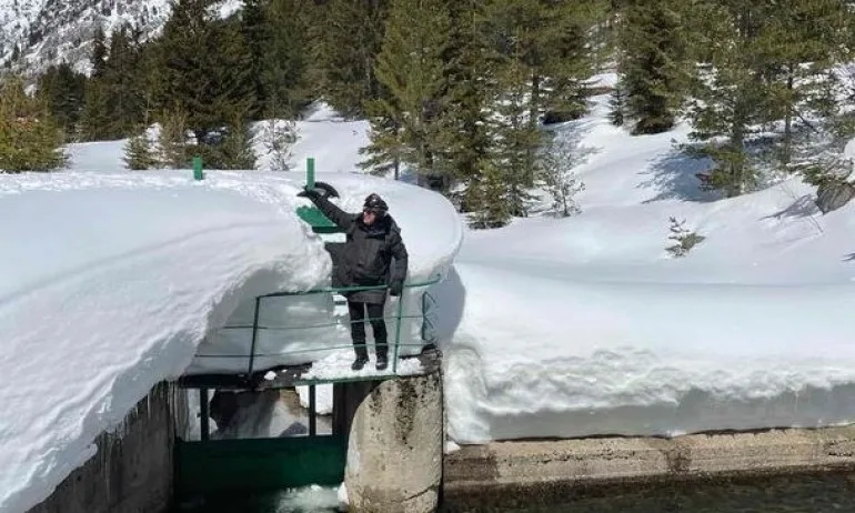 Министър Димитров издаде първи указания във връзка с очаквани високи води - Tribune.bg