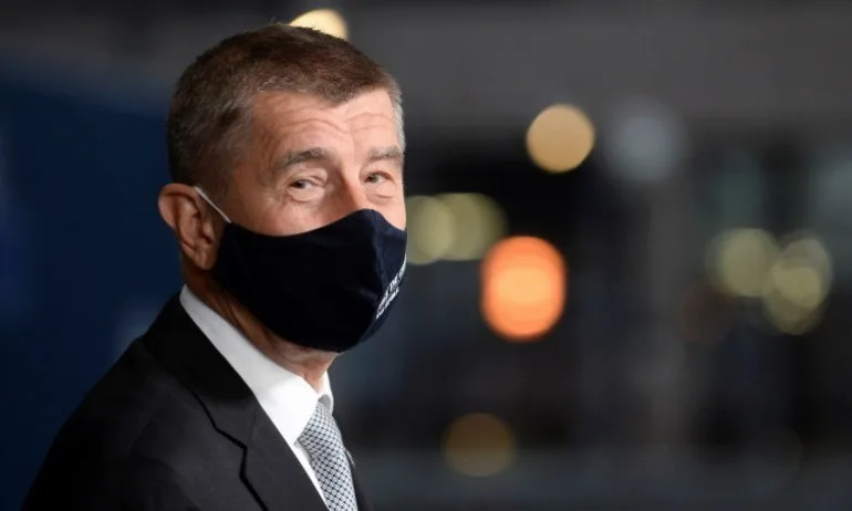 Кабинетът на Бабиш оцеля след вот на недоверие - Tribune.bg