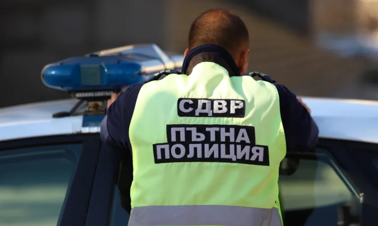 Засилено полицейско присъствие и интензивен трафик в последния почивен ден от празниците - Tribune.bg