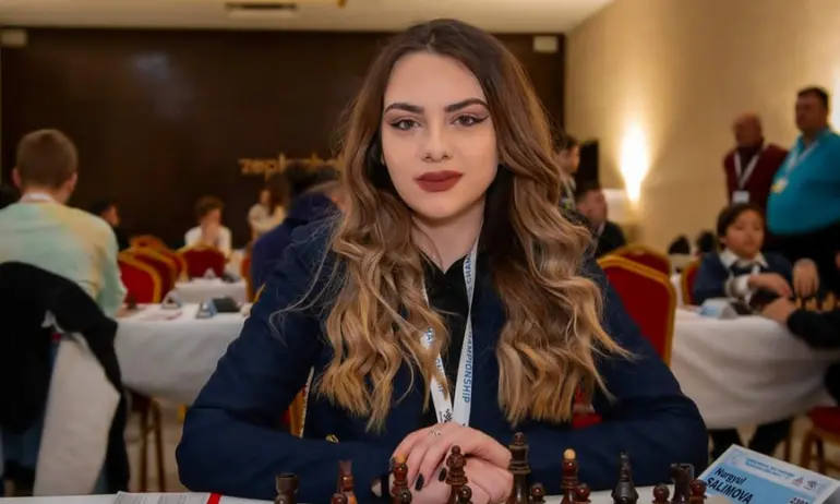 Салимова с реми срещу бивша световна шампионка