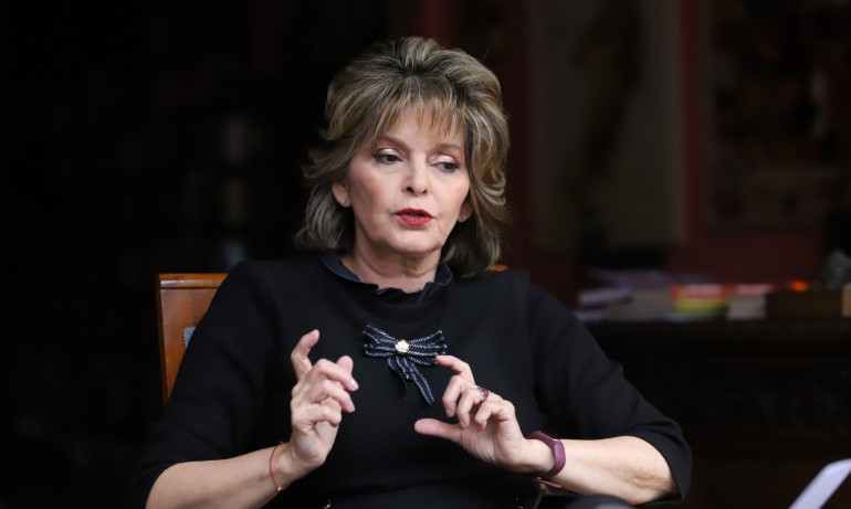 Проф. Шаренкова: Няма промяна, а подмяна, гарнирана с агресивна русофобия - Tribune.bg