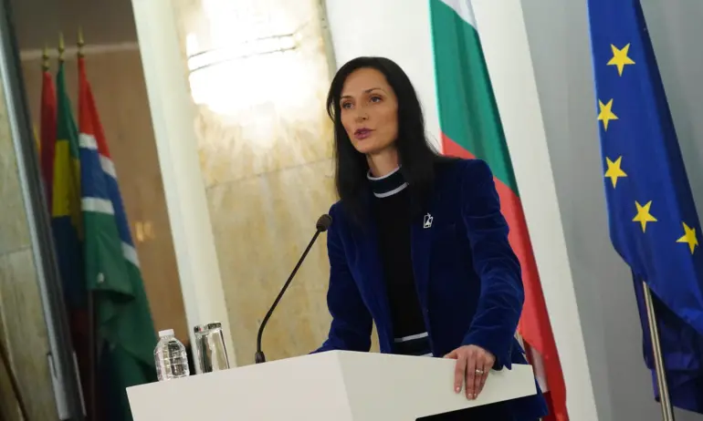 Народното събрание гласува отказа на Габриел да бъде премиер - Tribune.bg