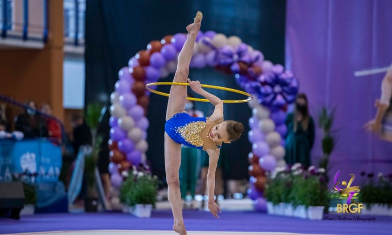 Нови медали за грациите от Гран При в Марбея - Tribune.bg