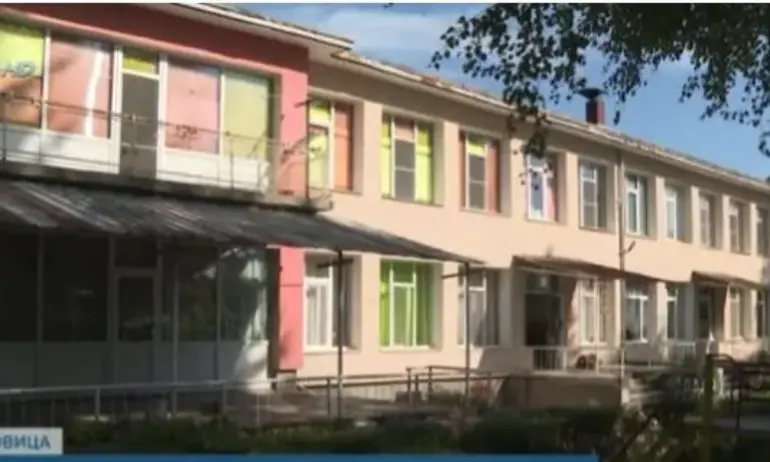 Малки бегълци: Две момиченца избягаха от детска градина в Берковица, персоналът не забелязал - Tribune.bg