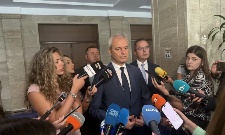 Възраждане за програмата на правителството: Празни приказки, кухи фрази и откровени лъжи - Tribune.bg