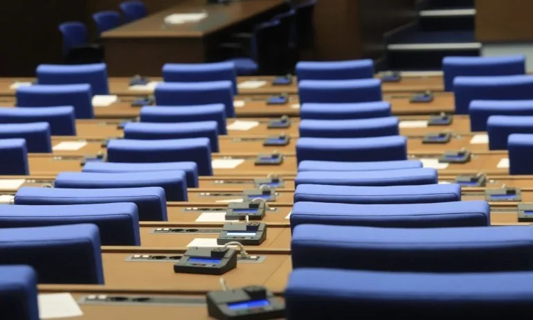 Окончателно: ЦИК ще избира с какви машини ще гласуваме на следващите избори - Tribune.bg