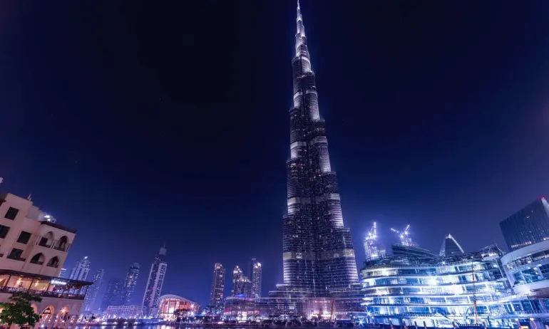 Дубай е уникална комбинация от лукс, култура и приключения. Рядката