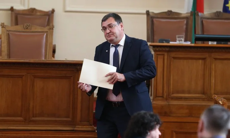 Славчо Атанасов: На всяка цена президент и премиер трябва да намерят общ език помежду си в името на държавата - Tribune.bg