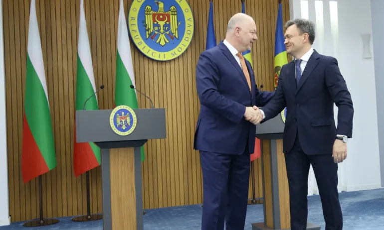 Желязков: Отношението към българската общност е основополагащо за отличните ни двустранни отношения с Молдова - Tribune.bg