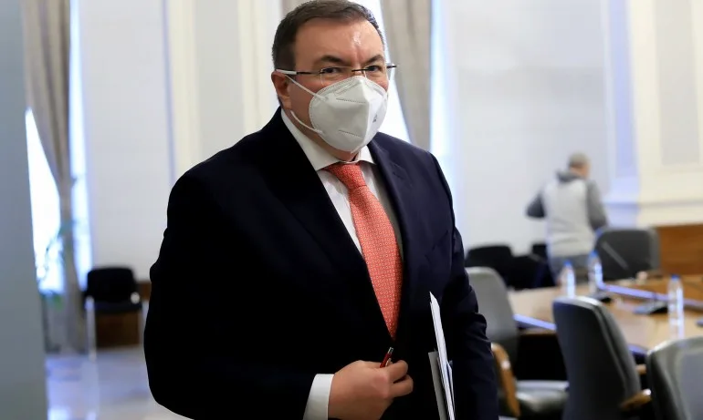 Костадин Ангелов: Нарастват подозрителните случаи на британския щам на COVID-19 у нас - Tribune.bg