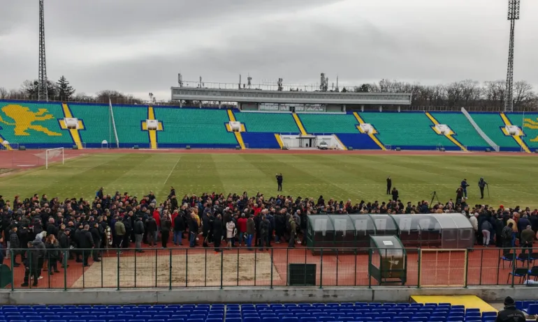 България се сбогува с великия Димитър Пенев (ОБНОВЕНА) - Tribune.bg