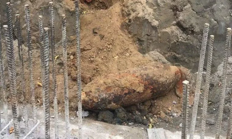 Откриха стар боеприпас в центъра на София (СНИМКИ) - Tribune.bg