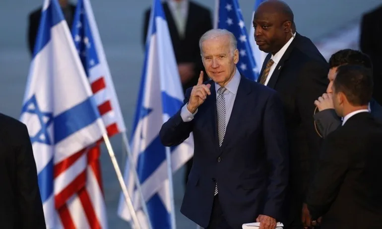 Шкварек: Няма нищо по-дясно от това да си в екстаз от победата на по-лявата от две партии в друга държава - Tribune.bg