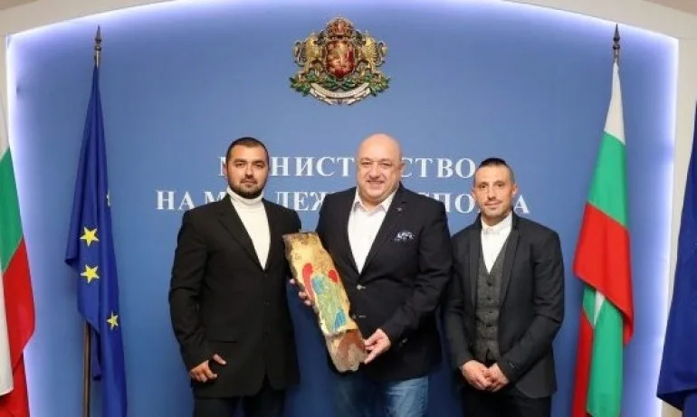 Българската конфедерация по кикбокс и муай тай с подкрепа към правителството - Tribune.bg