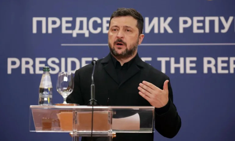 Зеленски: Украйна се споразумя със САЩ за месечни доставки на ракети Пейтриът - Tribune.bg