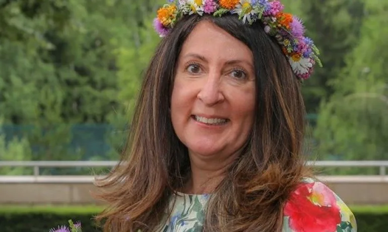 Посланикът на САЩ: Щастлива съм да бъда в страна, където се празнува силата на билките! - Tribune.bg