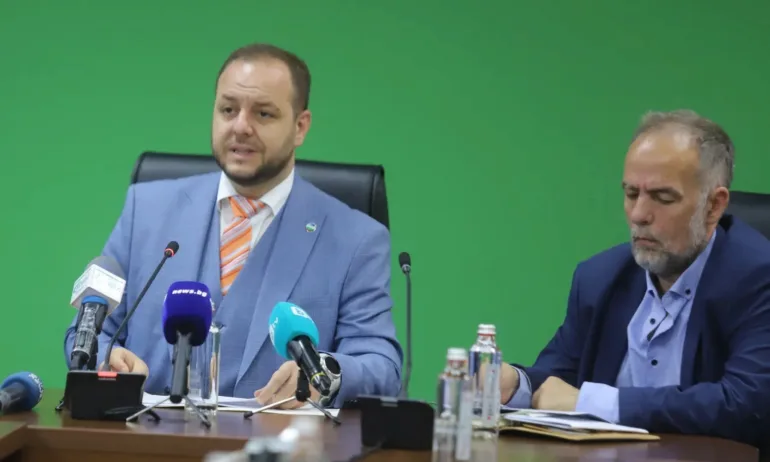 ЕкоНовини.бг: Какво свършиха Сандов и Белев за седем месеца? - Tribune.bg