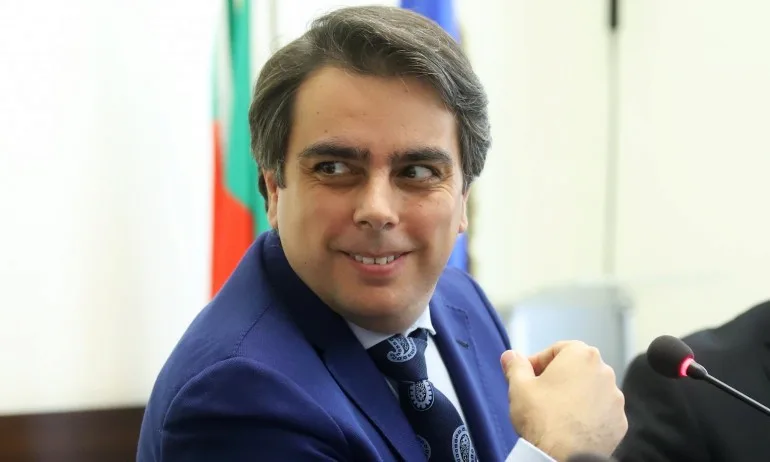 Министерство на финансите в обяснителен режим: Министърът не е предлагал ограничаване на избирателни права - Tribune.bg