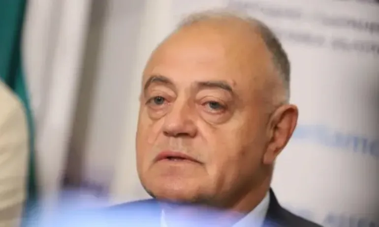 Ген. Атанасов: Много му се иска на Бойко да ни прегърне - Tribune.bg