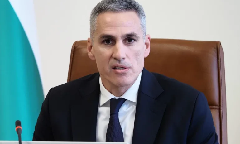 Андрей Гюров свика среща с трима министри заради сметките за ток и цената на водата - Tribune.bg