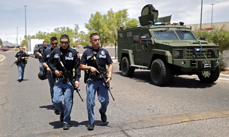 Кървав ад в САЩ: За по-малко от 24 часа станаха 2 масови стрелби, над 27 са жертвите - Tribune.bg