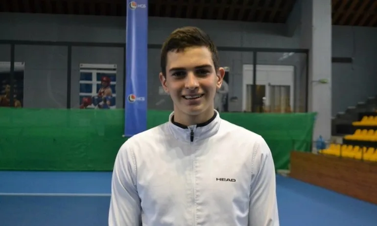 Максим Хорозов е четвъртфиналист на сингъл и по двойки на турнир от ITF в Турция - Tribune.bg