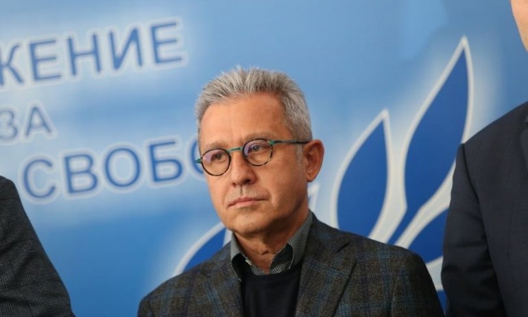 Цонев: МВР, ДАНС и НАП са в ръцете на Петков, а той говори за журналистически разследвания и статии - Tribune.bg