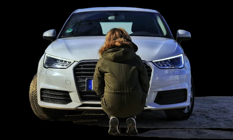 12-годишна сви кола, катастрофира при изпреварване - Tribune.bg