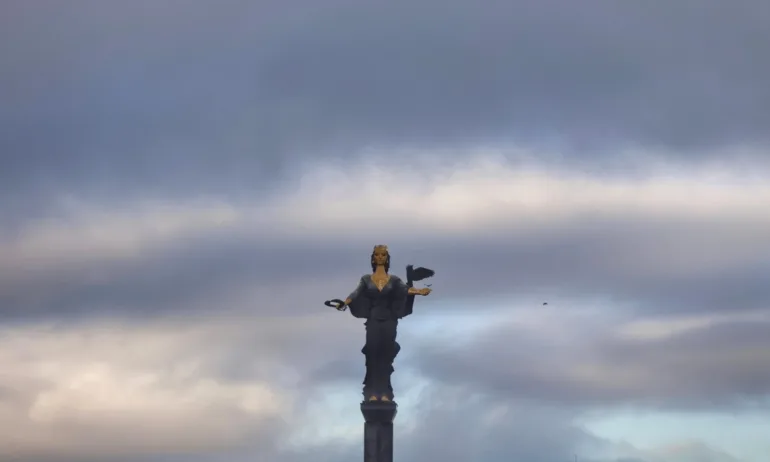 До 11 градуса на Националния празник, но остава облачно - Tribune.bg