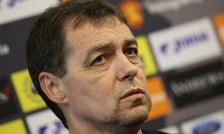 Хубчев готов да направи компромис със заплатите - Tribune.bg