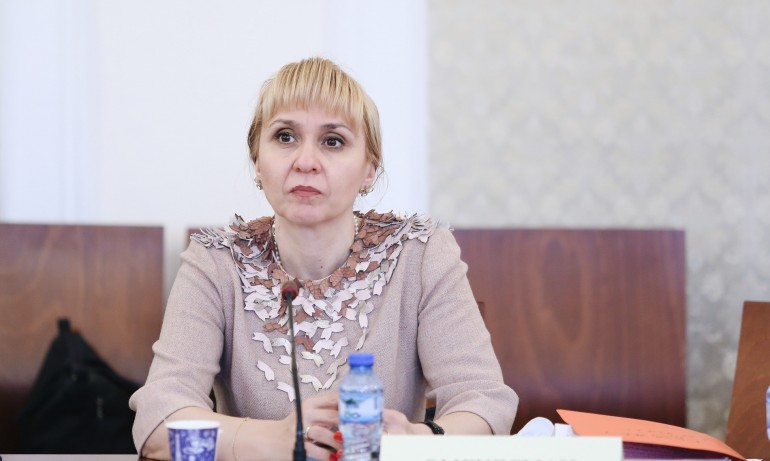 Омбудсманът: Украинските бежанци не могат да се интегрират в почивните бази - Tribune.bg