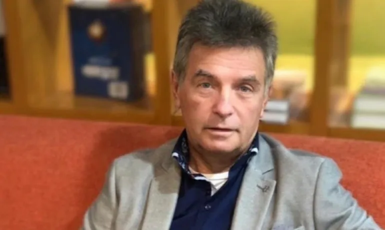 Директорът на 51 СОУ пред Tribune: МЗ казва да започнем на 8-ми ноември, но няма как да стане, не сме виждали тестовете - Tribune.bg