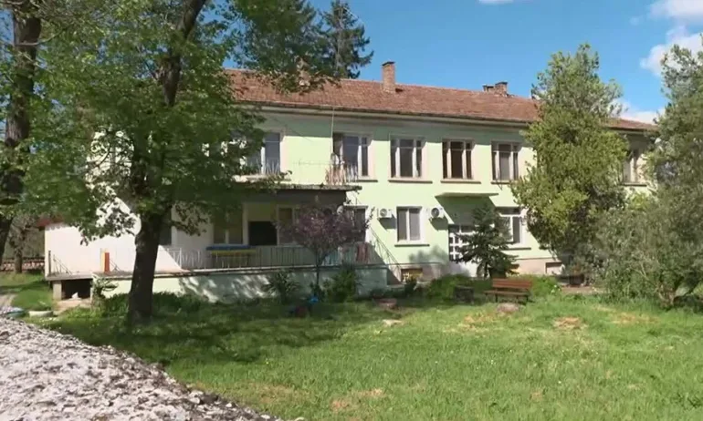 Родители сигнализират за бити, заключвани и тормозени деца в детска градина в Павликенско - Tribune.bg