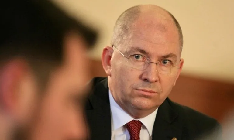 Бареков твърди, че Румен Йончев е връзката на Манолова с агро-пилешко-житни-те милионери - Tribune.bg