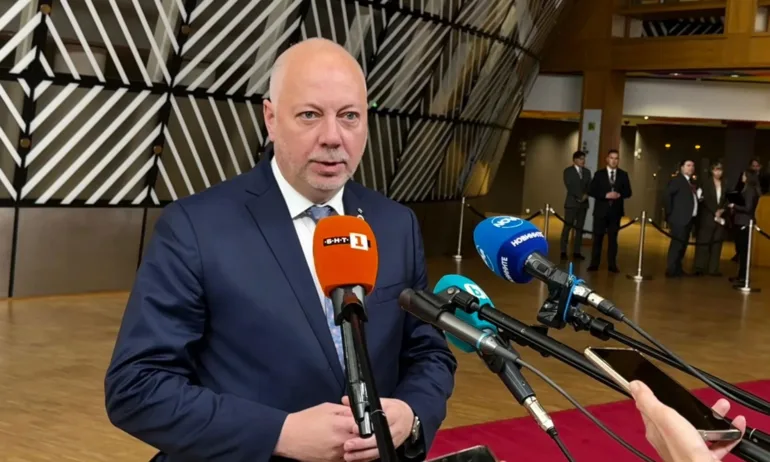 Росен Желязков: Имаме месец да решим как да подходим към Лукойл Нефтохим след санкциите на САЩ - Tribune.bg