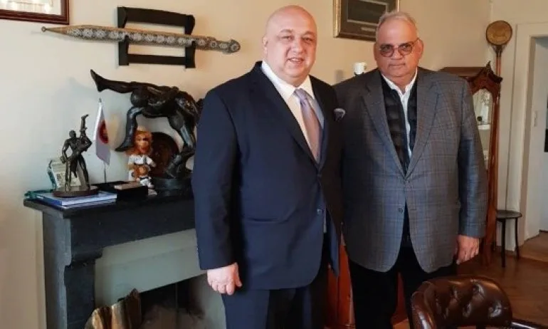 Кралев участва в годишния симпозиум на WADA по покана на вицепрезидента на МОК Угур Ерденер - Tribune.bg