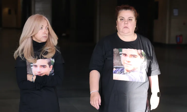 Нов протест на близки на убити на пътя. Искат справедливост за 15-годишния Филип - Tribune.bg