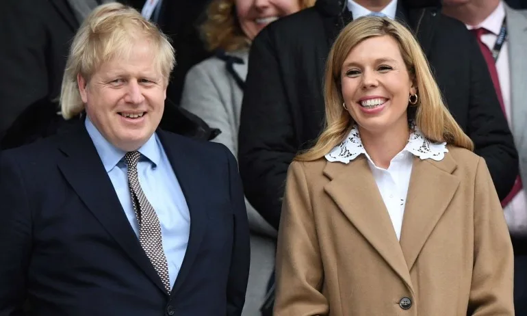 Годеницата на Борис Джонсън показа сина им (СНИМКА) - Tribune.bg