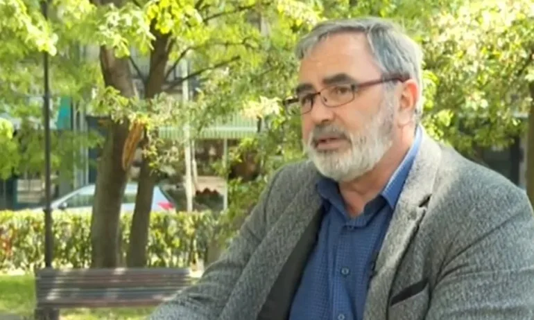 Главният здравен инспектор консултира Бургас за мащабното имунологично тестване - Tribune.bg