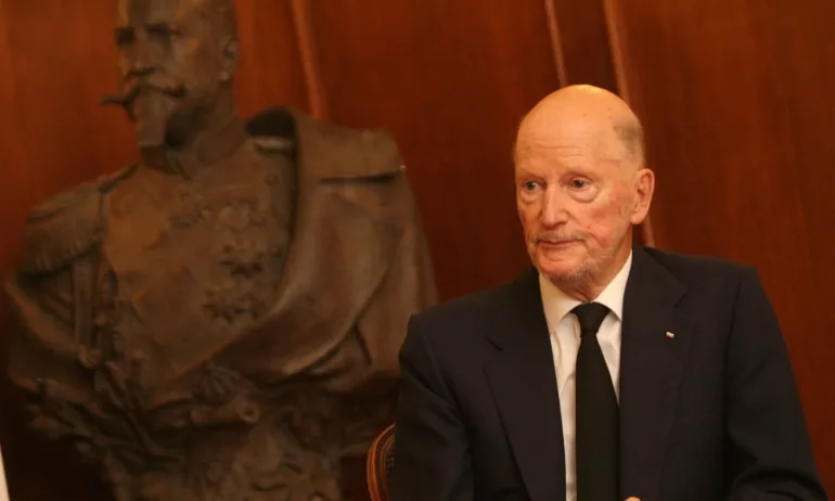 Симеон Сакскобургготски: Кралица Елизабет II ще продължи да служи за пример завинаги - Tribune.bg