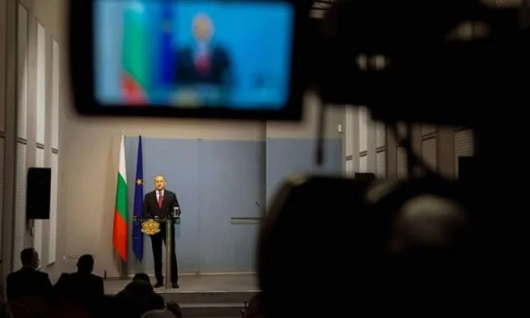 Под прожекторите: НС разискваше ветото, Радев си слагаше… снимка на седмицата в Инстаграм - Tribune.bg