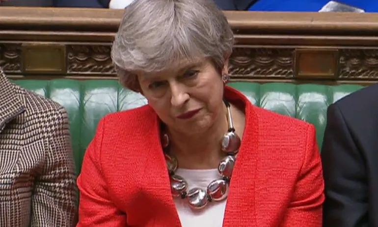 Тереза Мей отново чу не – парламентът отхвърли сделката за Брекзит - Tribune.bg